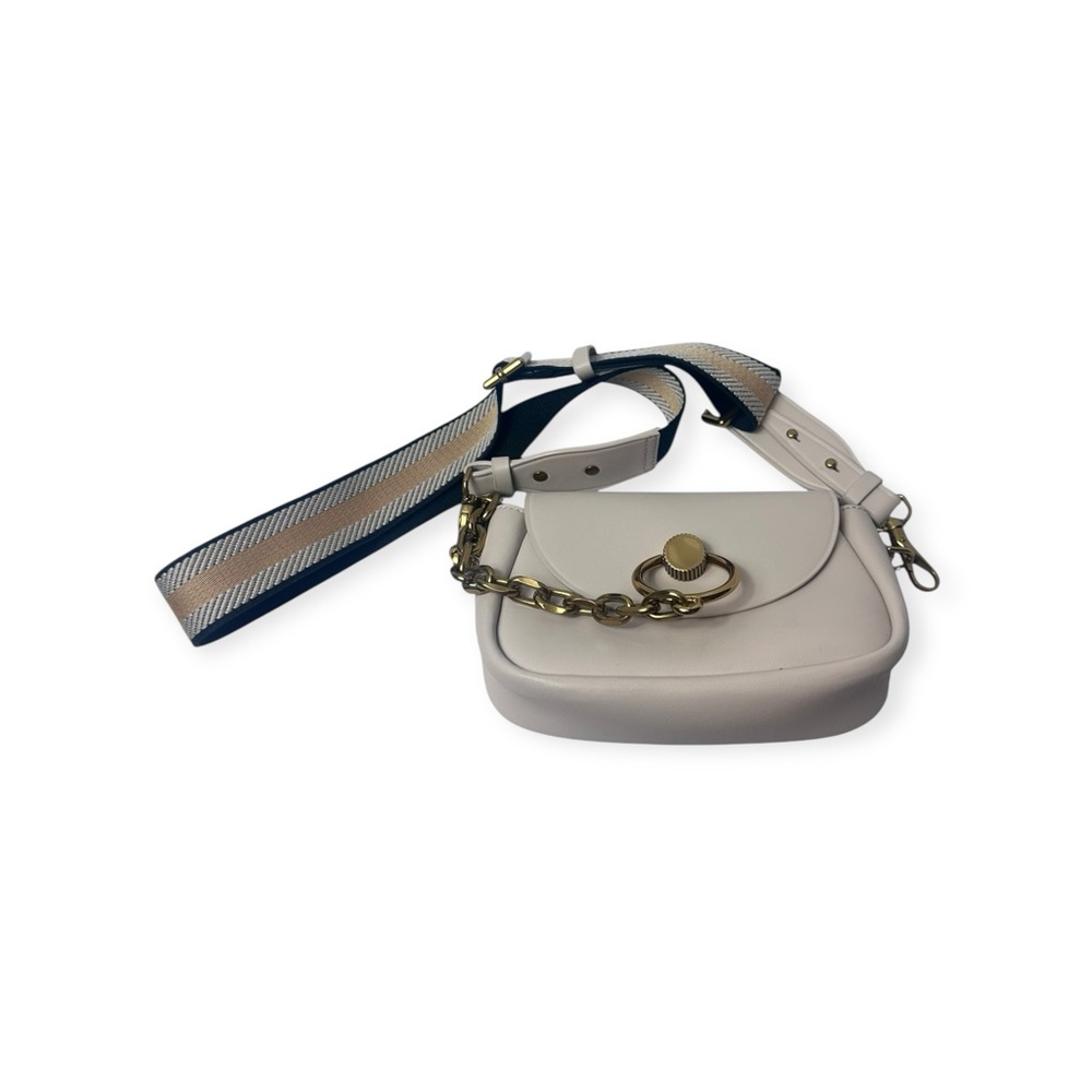🆕 Charles and Keith Becca chain link Crossbody saddle Bag in ivory